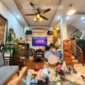 NHÀ ĐẸP GẦN VINCOM PHẠM NGỌC THẠCH 42m2 x 5T_NGÕ NÔNG GẦN PHỐ_2 MẶT THOÁNG_hơn 13 tỷ